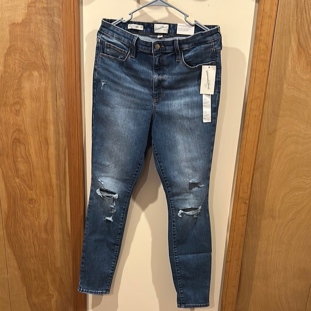 Universal Thread Blue Skinny Jeans with Distressed Details
